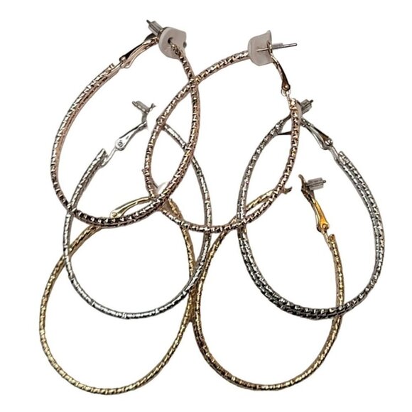 Time And Tru Hoop Earring Set Silver Gold 9 Pairs Textured Metals NWT - Picture 3 of 4